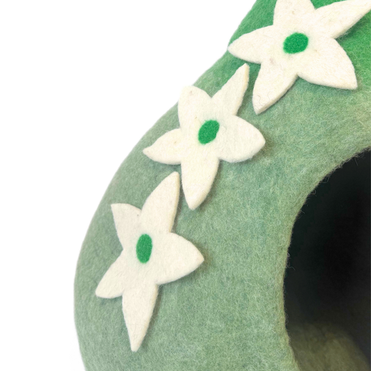 Katzenhöhle Filz – Handgefertigtes Katzenbett aus 100 % Schafwolle - Blumen Frühlingswiese