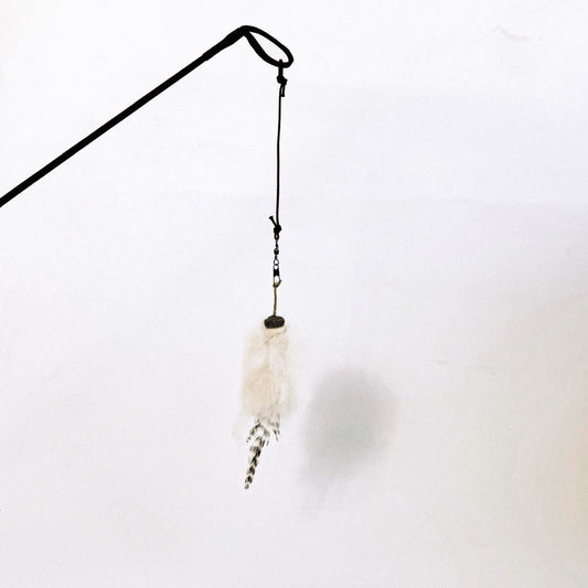 Premium Angelanhänger "Schnee-Engel" mit Schaffell, Filzkopf und Federn