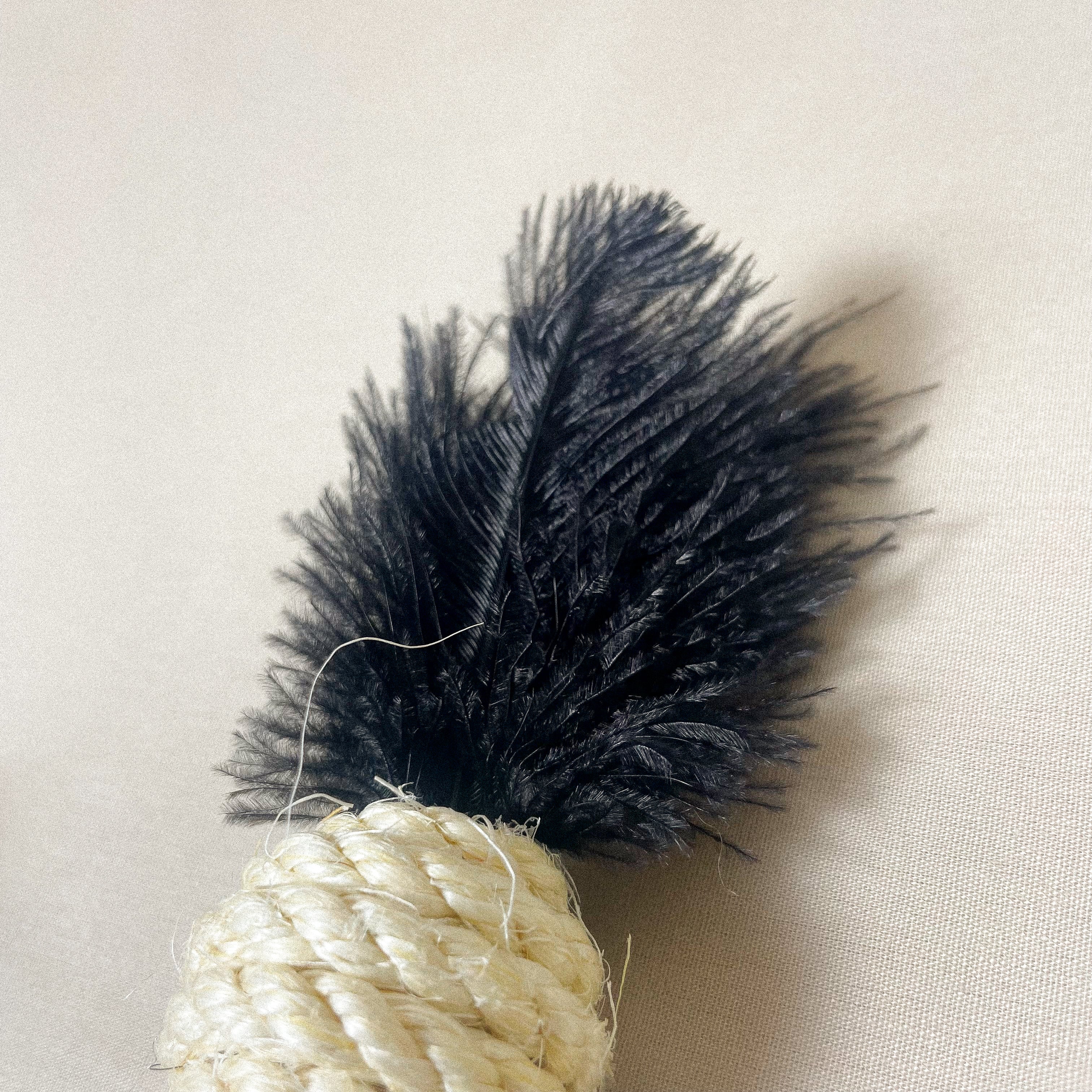 Premium Katzenspielzeug Bällchen mit Federn  2.5 cm - 5cm