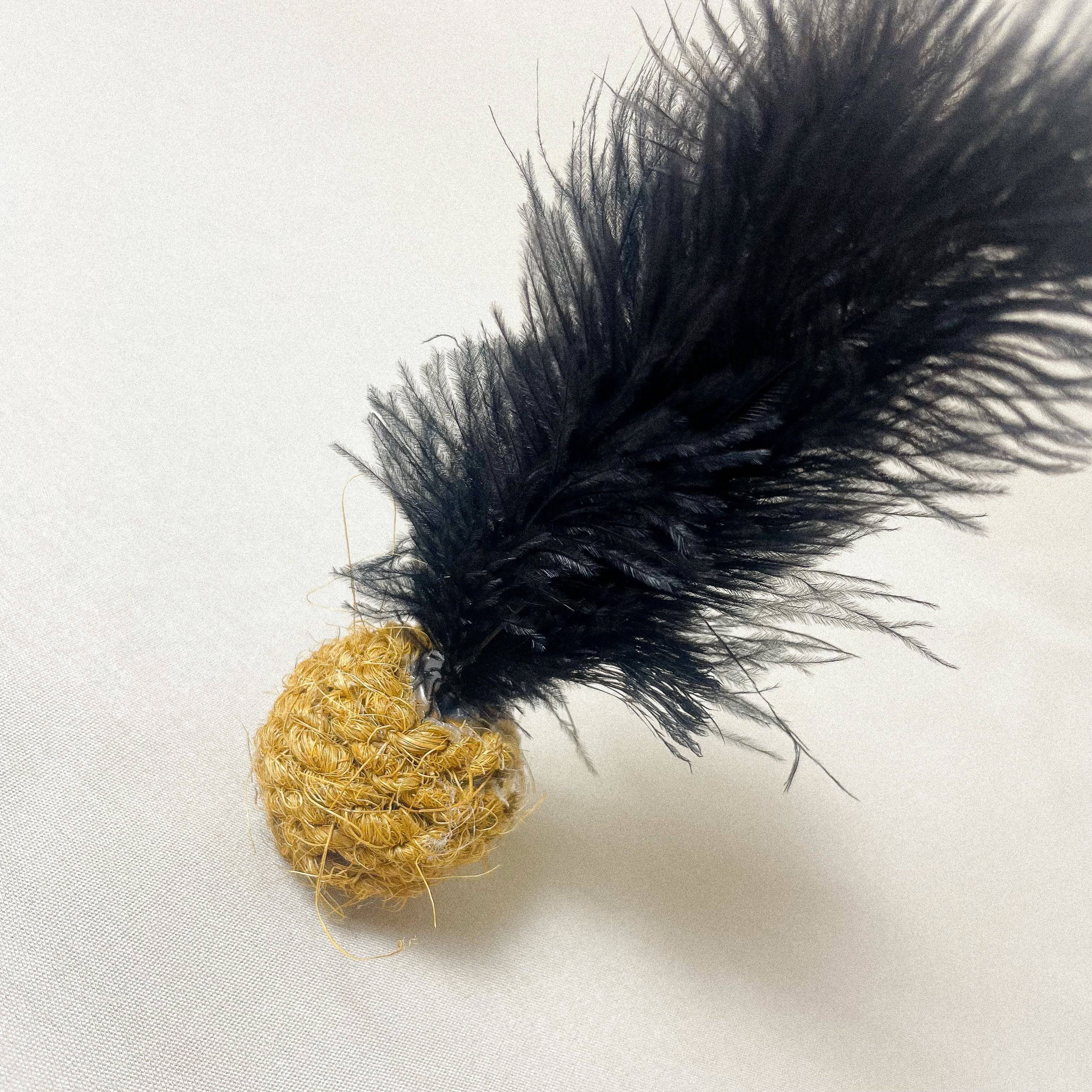 Premium Katzenspielzeug Bällchen mit Federn  2.5 cm - 5cm