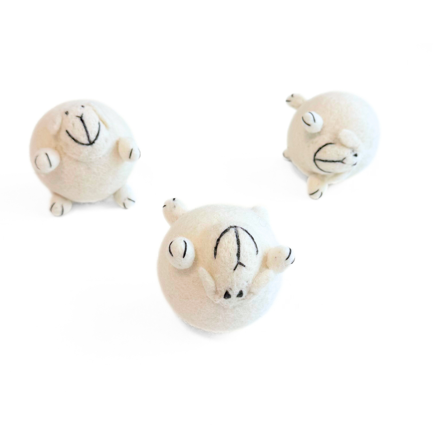 Premium Katzenspielzeug Filz Schaf “Shawny” weiss - aus 100 % Schafwolle